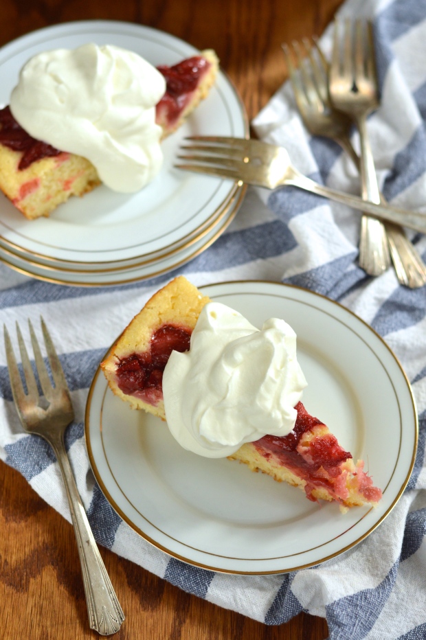 strawberry rhubarb skillet cake | Brooklyn Homemaker